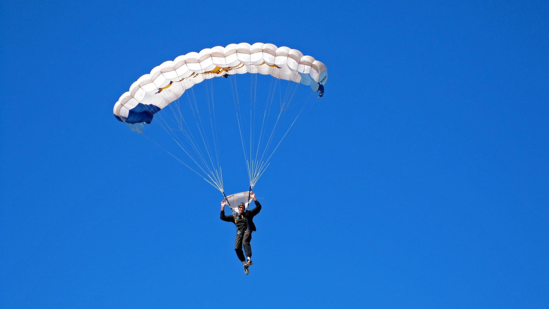 厄德高导演北欧童话，瑞士军刀为何斩不断土耳其的星月执念？